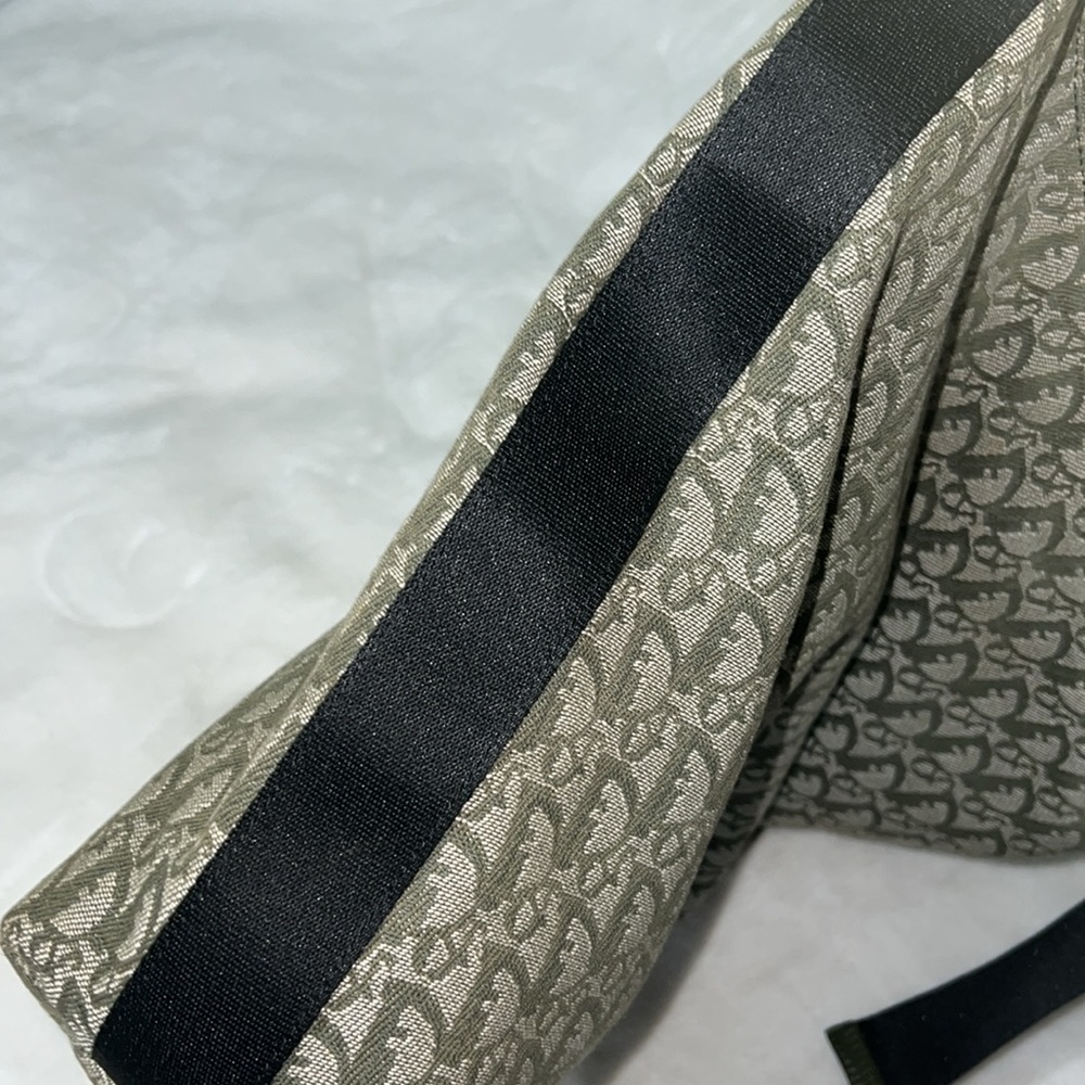 🎉SOLD 🎉 Christian Dior Trotter Crossbody bag - Picture 10 of 16